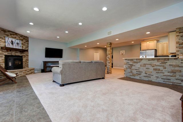 2362 Hazelwood Road, Seymour, MO 65746