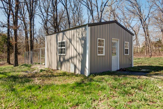 2362 Hazelwood Road, Seymour, MO 65746