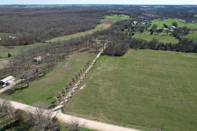 2362 Hazelwood Road, Seymour, MO 65746