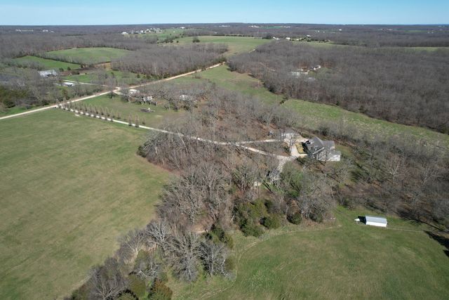 2362 Hazelwood Road, Seymour, MO 65746