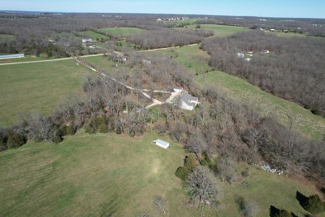 2362 Hazelwood Road, Seymour, MO 65746