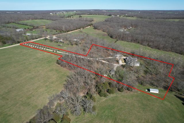 2362 Hazelwood Road, Seymour, MO 65746