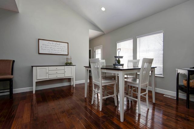 2362 Hazelwood Road, Seymour, MO 65746