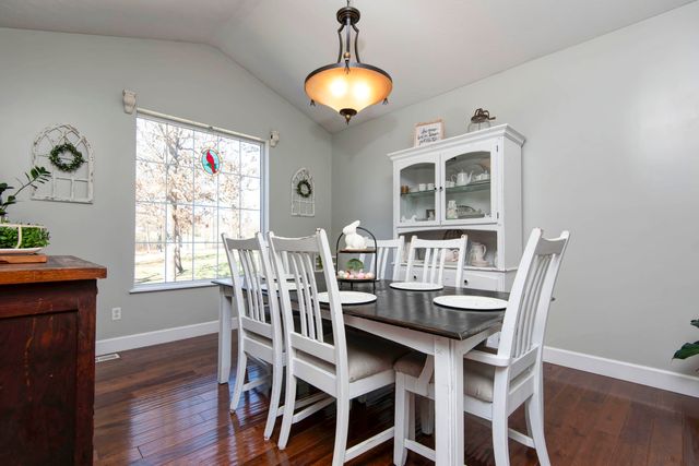 2362 Hazelwood Road, Seymour, MO 65746