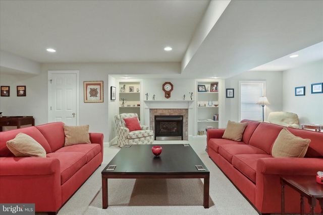 205 HENDERSON CT, Berryville, VA 22611