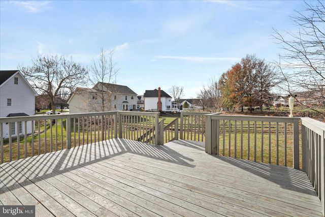 205 HENDERSON CT, Berryville, VA 22611