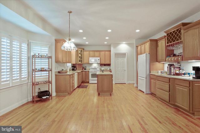 205 HENDERSON CT, Berryville, VA 22611