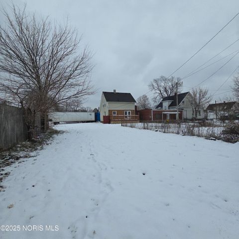 3377 Lagrange Street, Toledo, OH 43608