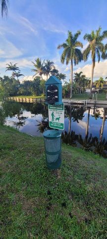 2464 Waterside Drive, Lake Worth, FL 33461