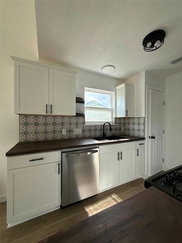 3702 Cornerstone ST, Round Rock, TX 78681