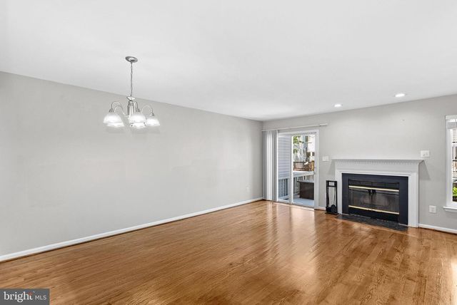 46350 SHEEL TER, Sterling, VA 20165