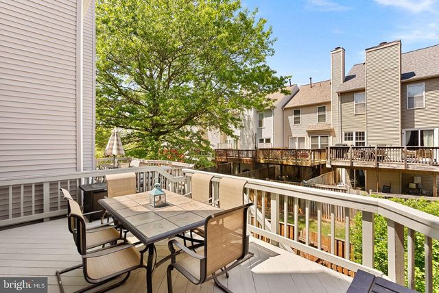 46350 SHEEL TER, Sterling, VA 20165