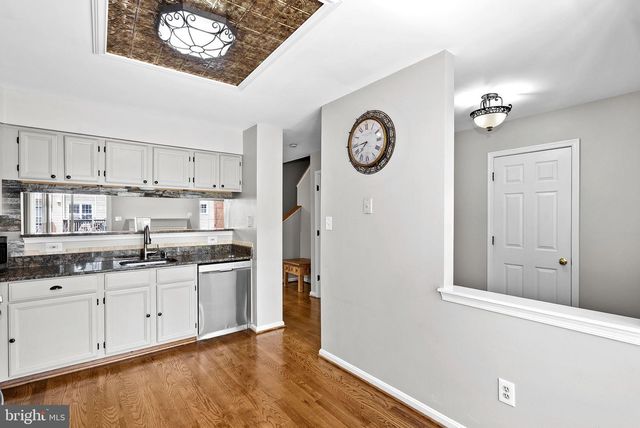 46350 SHEEL TER, Sterling, VA 20165
