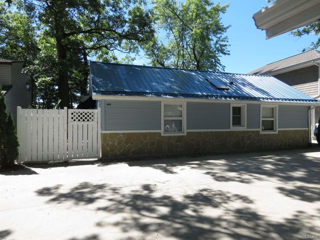 6000 Rays Drive, Onsted, MI 49265