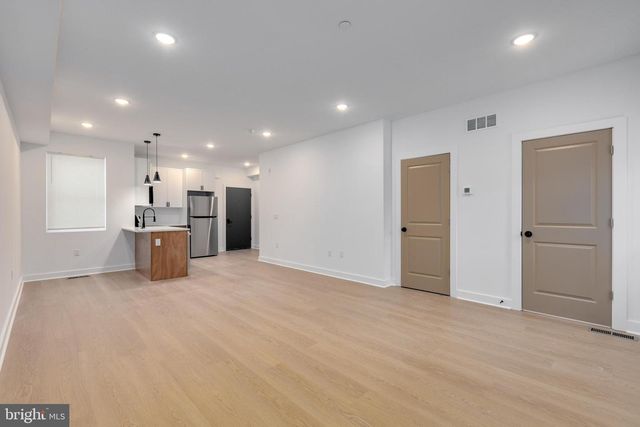2350 N 16TH ST, Philadelphia, PA 19132