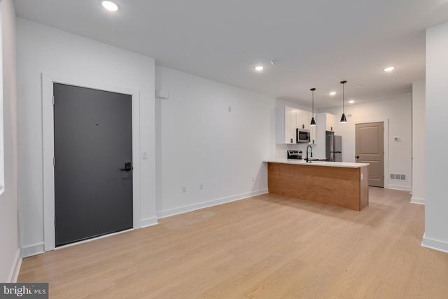 2350 N 16TH ST, Philadelphia, PA 19132
