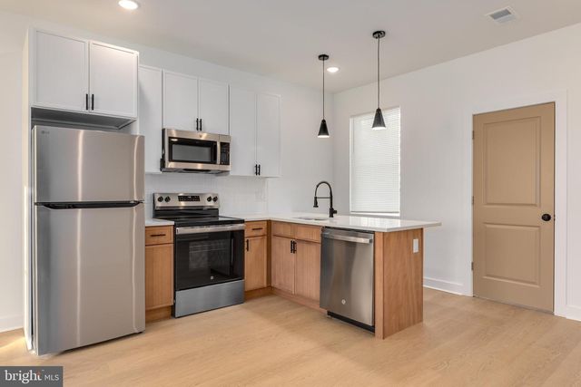 2350 N 16TH ST, Philadelphia, PA 19132