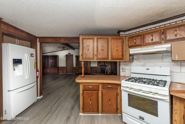 28 Abbie Drive, Little Egg Harbor, NJ 08087