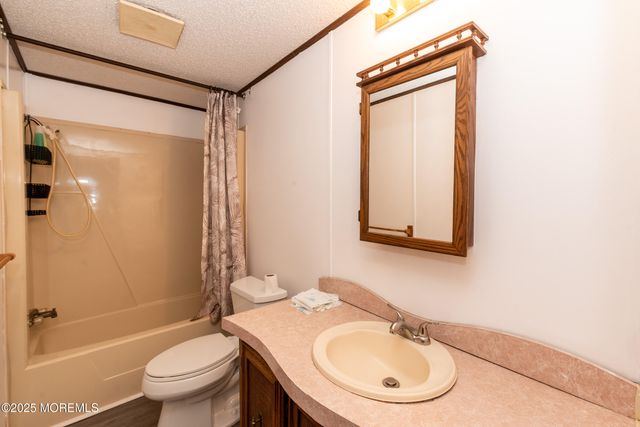 28 Abbie Drive, Little Egg Harbor, NJ 08087