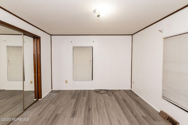 28 Abbie Drive, Little Egg Harbor, NJ 08087