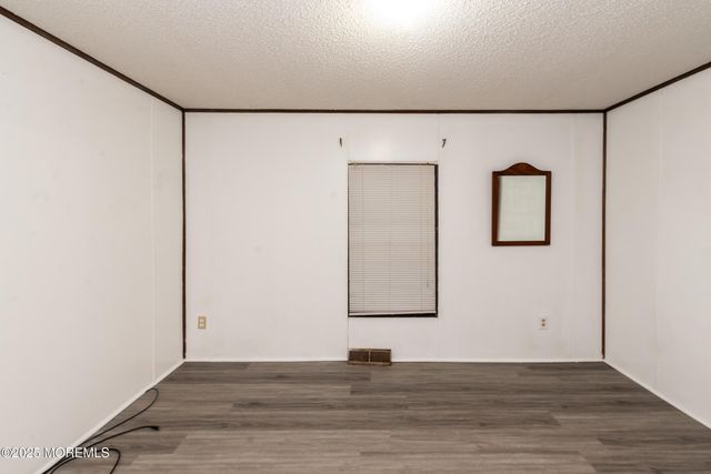 28 Abbie Drive, Little Egg Harbor, NJ 08087