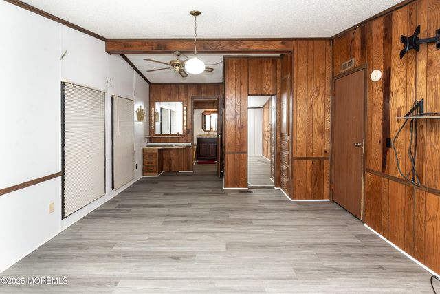 28 Abbie Drive, Little Egg Harbor, NJ 08087