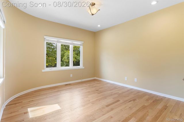 5593 Warrenshire Drive, West Bloomfield Charter Township, MI 48322