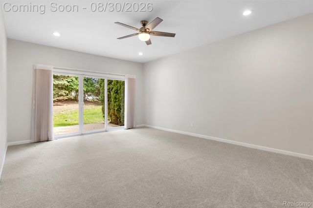 5593 Warrenshire Drive, West Bloomfield Charter Township, MI 48322