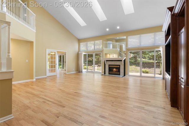 5593 Warrenshire Drive, West Bloomfield Charter Township, MI 48322
