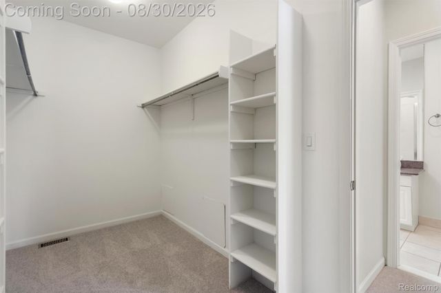 5593 Warrenshire Drive, West Bloomfield Charter Township, MI 48322