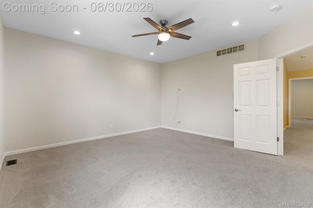 5593 Warrenshire Drive, West Bloomfield Charter Township, MI 48322