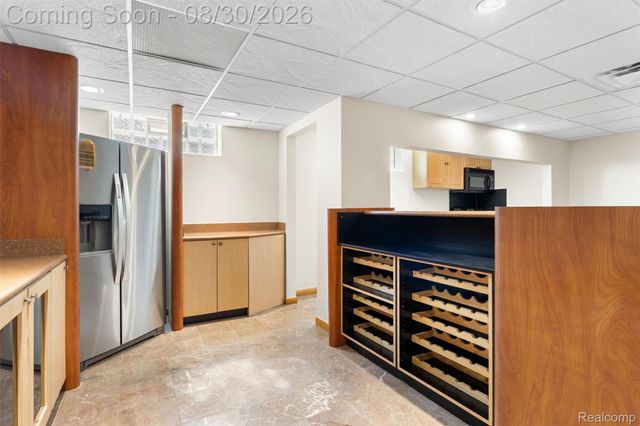 5593 Warrenshire Drive, West Bloomfield Charter Township, MI 48322