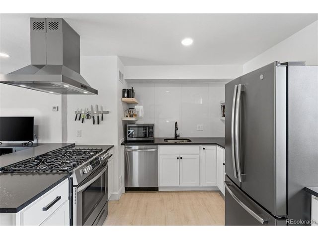 34 Yates St, Denver, CO 80219