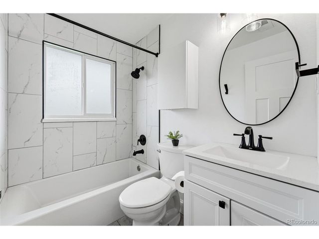 34 Yates St, Denver, CO 80219