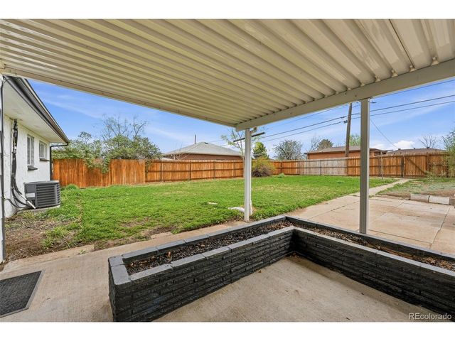 34 Yates St, Denver, CO 80219