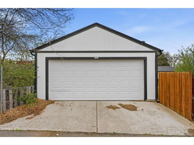 34 Yates St, Denver, CO 80219