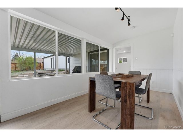 34 Yates St, Denver, CO 80219