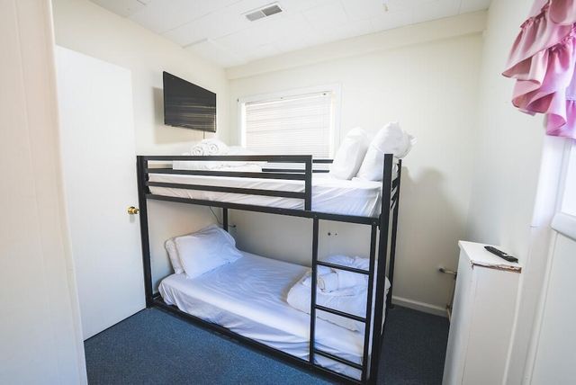 W 6321 H Smith DR, Dublin, VA 24084