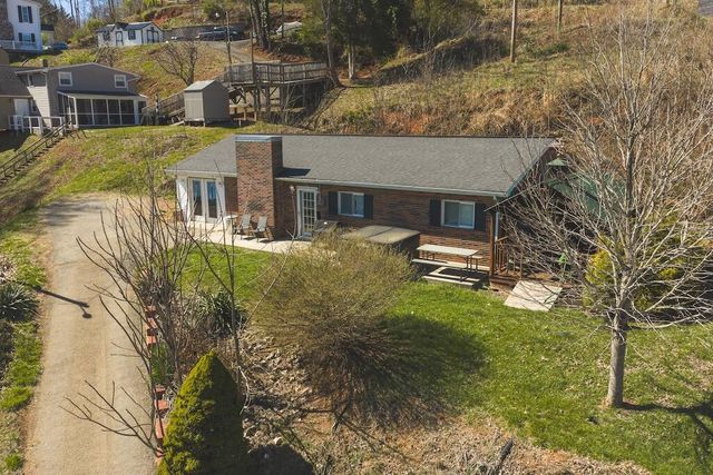 W 6321 H Smith DR, Dublin, VA 24084