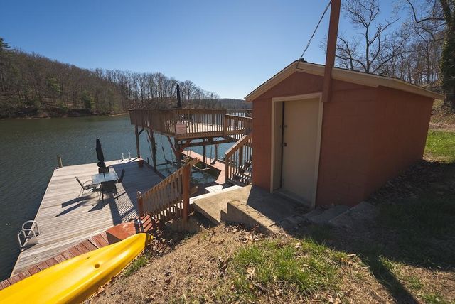 W 6321 H Smith DR, Dublin, VA 24084