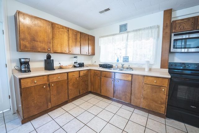 W 6321 H Smith DR, Dublin, VA 24084