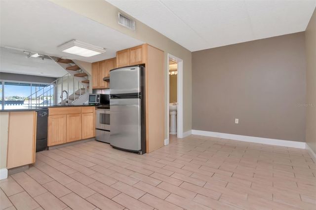 2424 W TAMPA BAY BOULEVARD 204, Tampa, FL 33607