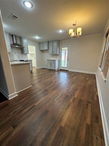 1432 Keith Court, Burleson, TX 76028