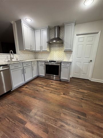 1432 Keith Court, Burleson, TX 76028