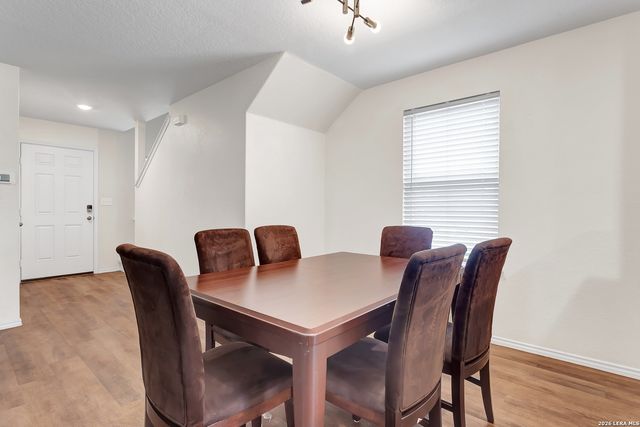 7360 Yucca Pl, San Antonio, TX 78253