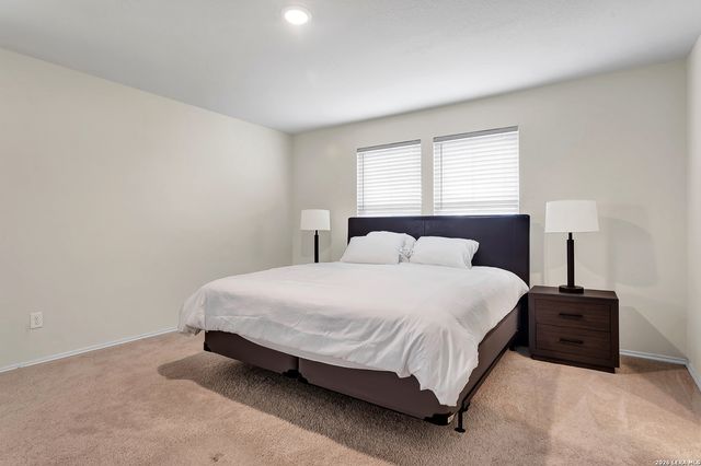 7360 Yucca Pl, San Antonio, TX 78253