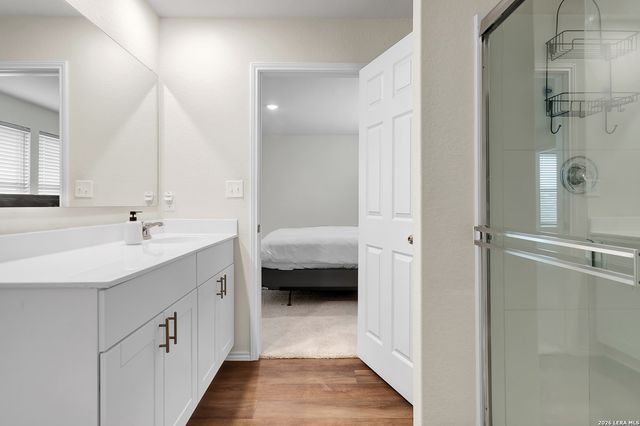 7360 Yucca Pl, San Antonio, TX 78253