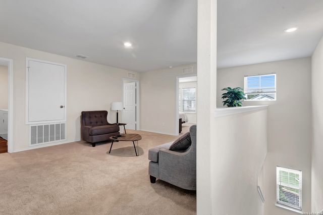 7360 Yucca Pl, San Antonio, TX 78253