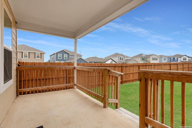 7360 Yucca Pl, San Antonio, TX 78253