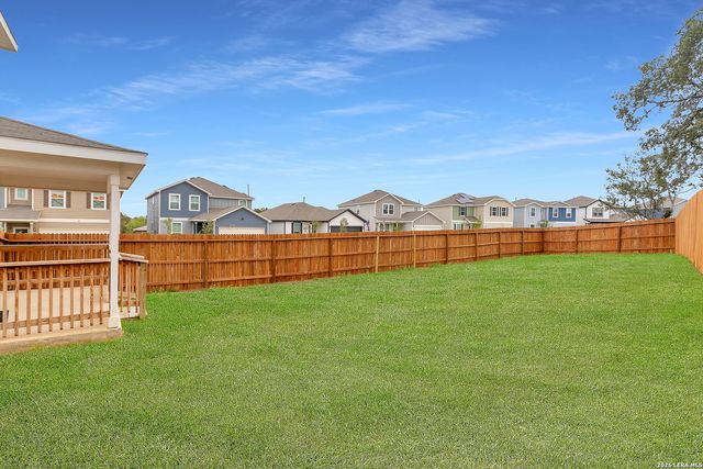 7360 Yucca Pl, San Antonio, TX 78253